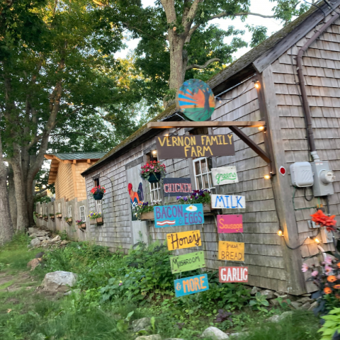 Vernon Family Farm sign